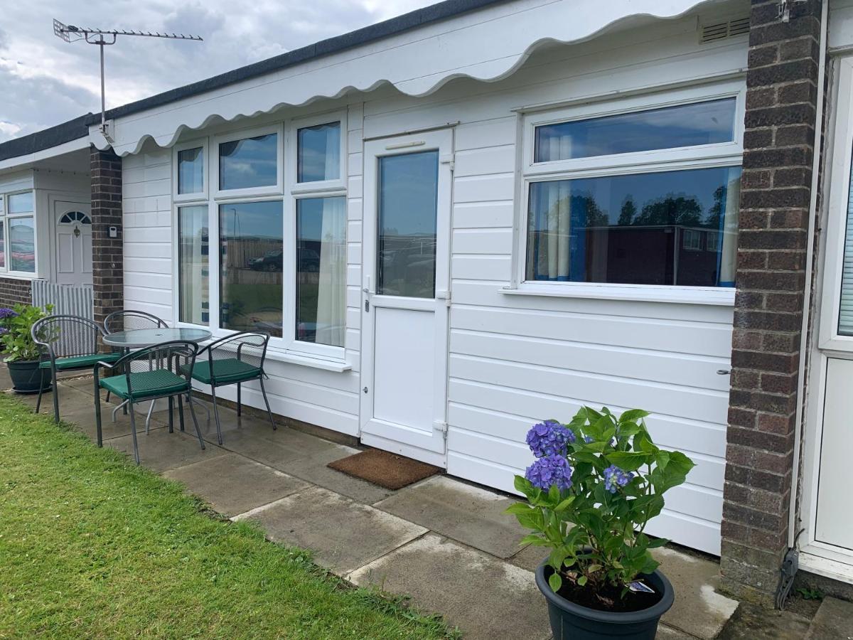 Cosy Beach Chalet Scratby Exterior foto